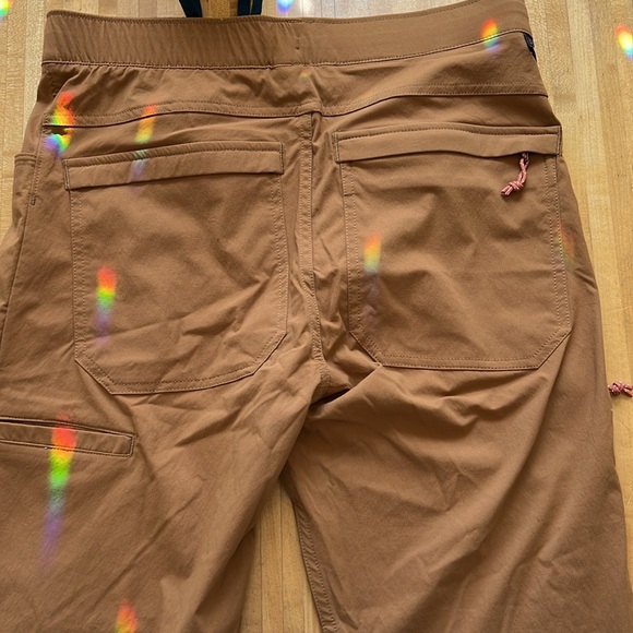 Patagonia Men's Quandary Joggers - Picture 5 of 6